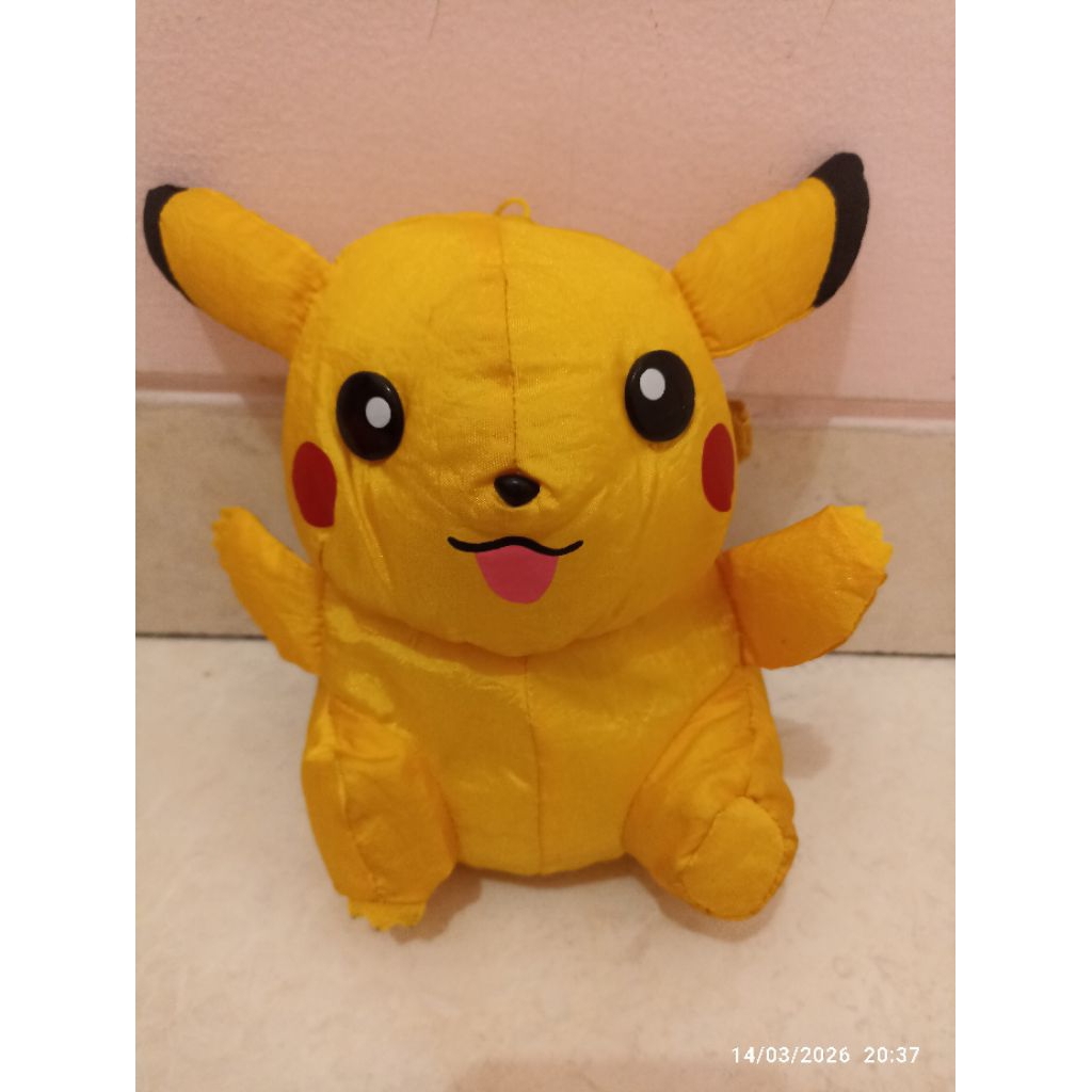 (Rare) Plushie Pikachu Pokemon Vintage Banpresto 1998 Taffeta (Boneka)