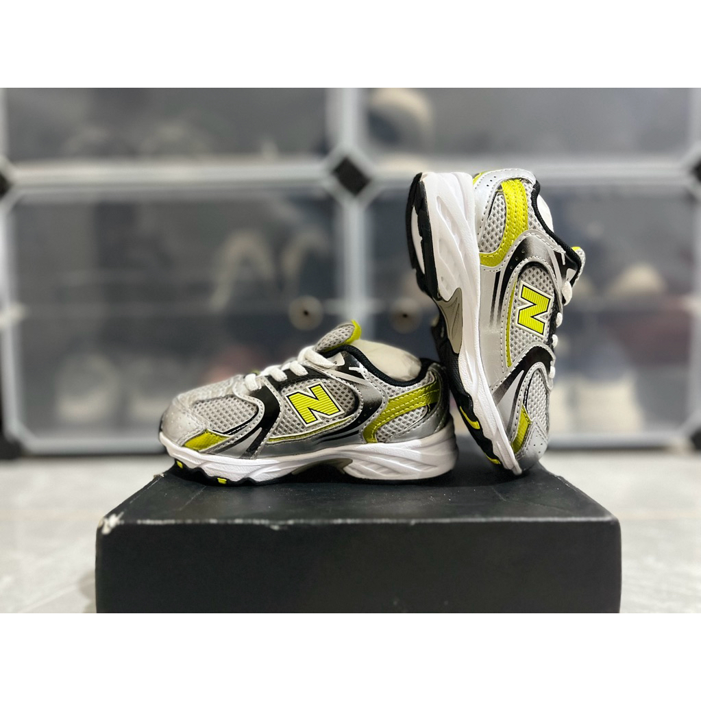 Sepatu Anak Preloved/Second Kids NB 530 Size 25