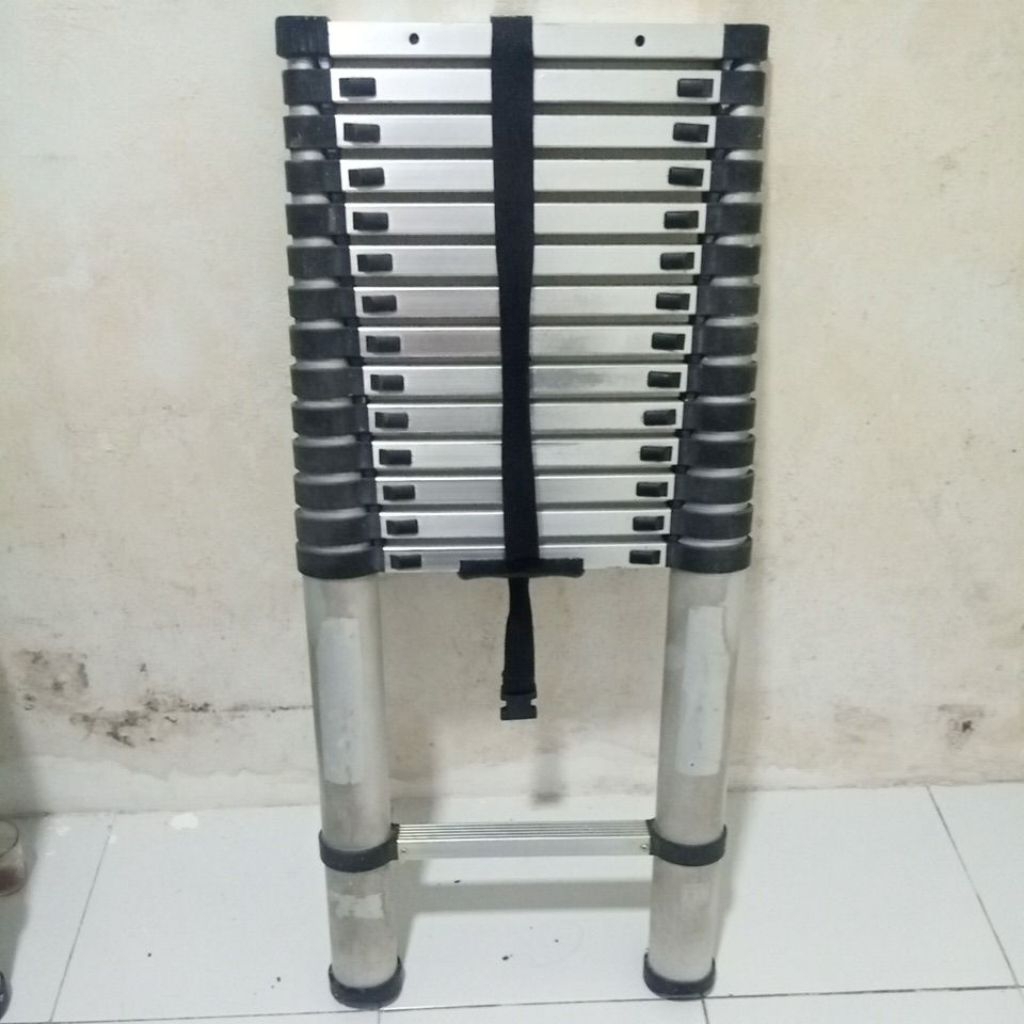 TANGGA TELESKOPIK 6.2 METER BEKAS NORMAL ENAK