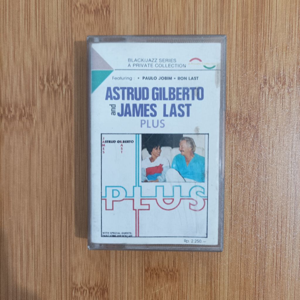 Kaset Pita Astrud Gilberto and James Last Plus - Bossanova