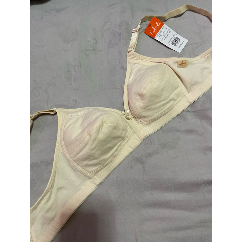 BRA LULUDI WACOAL SALE