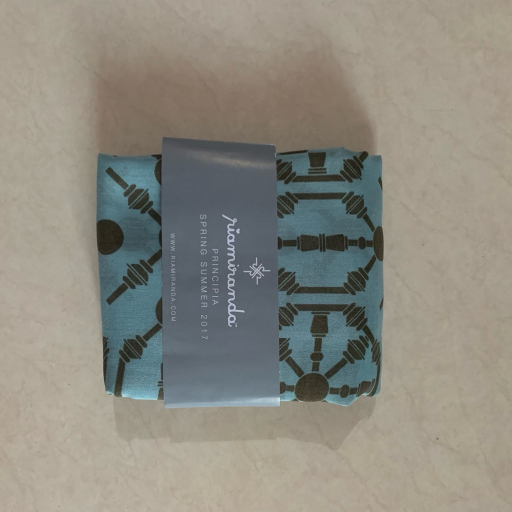 NEW RIA MIRANDA Lawasan Darani Scarf