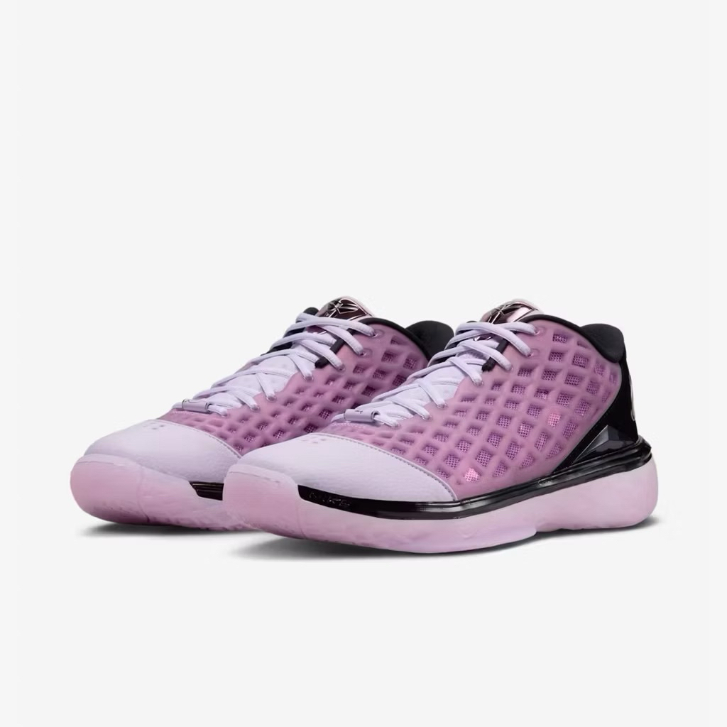Sepatu Basket Pria Nike Kobe 3 Low Protro Pink Quartz IF2497