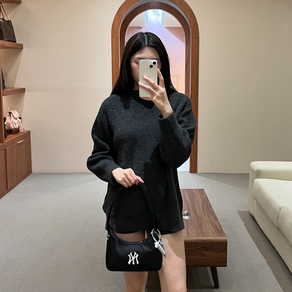 Tas MLB NY EMBROIDERY WHITE BLACK NYLON HOBO BAG 100% ORIGINAL