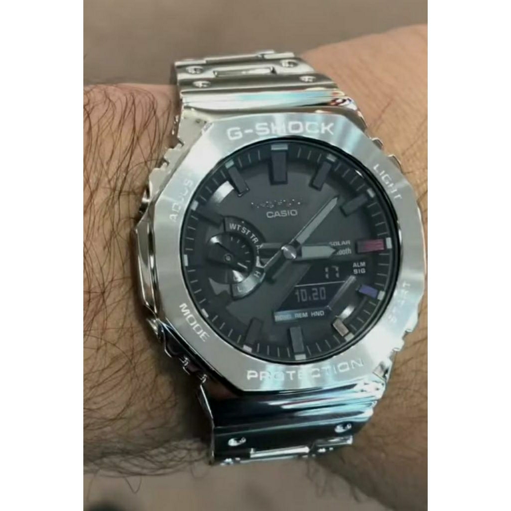 Casio G-Shock Jam Tangan Pria dengan Format Analog Digital GM-B2100SD-1ADR (second)