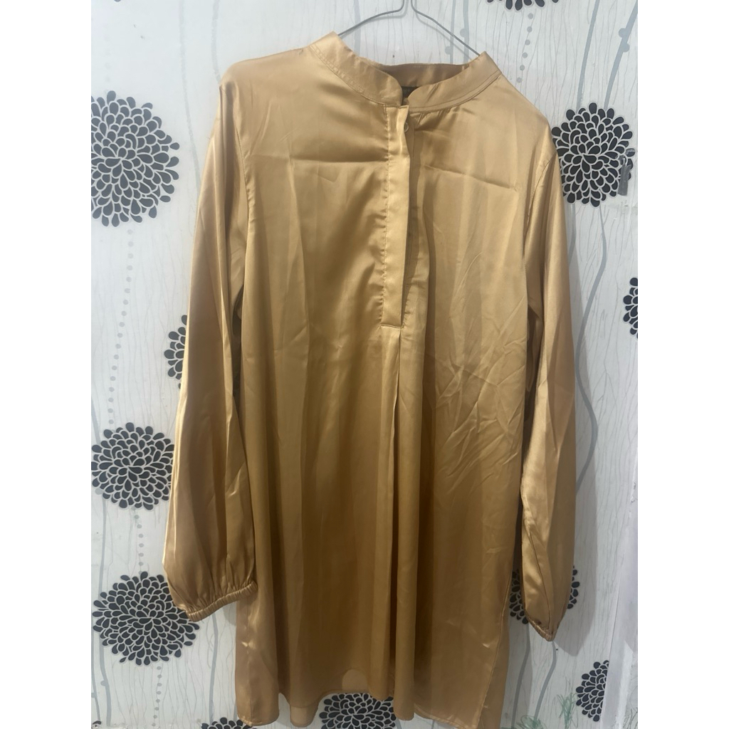 Baju Preloved Hardware