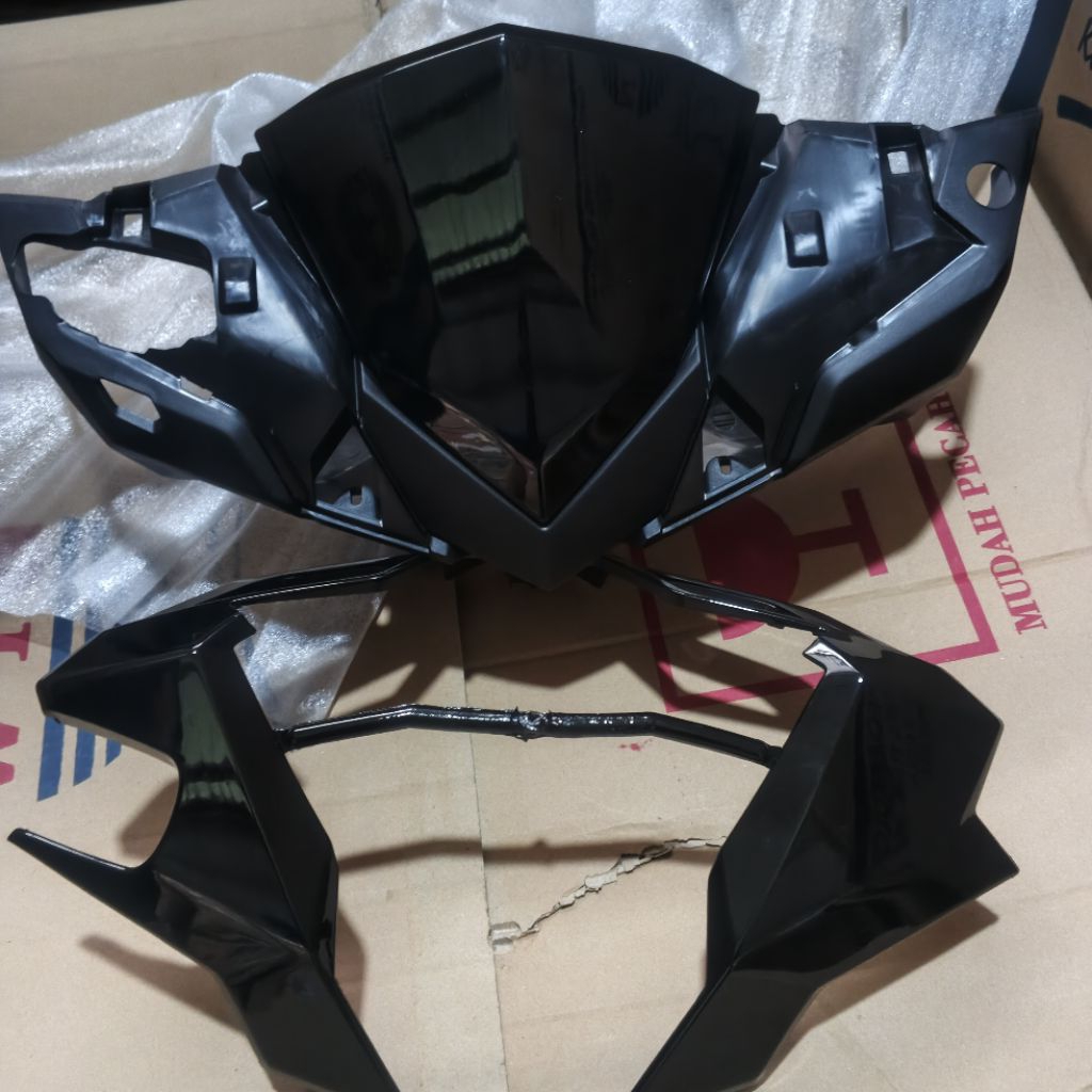 BATOK DEPAN VARIO 150 OLD HITAM/ VARIO 125