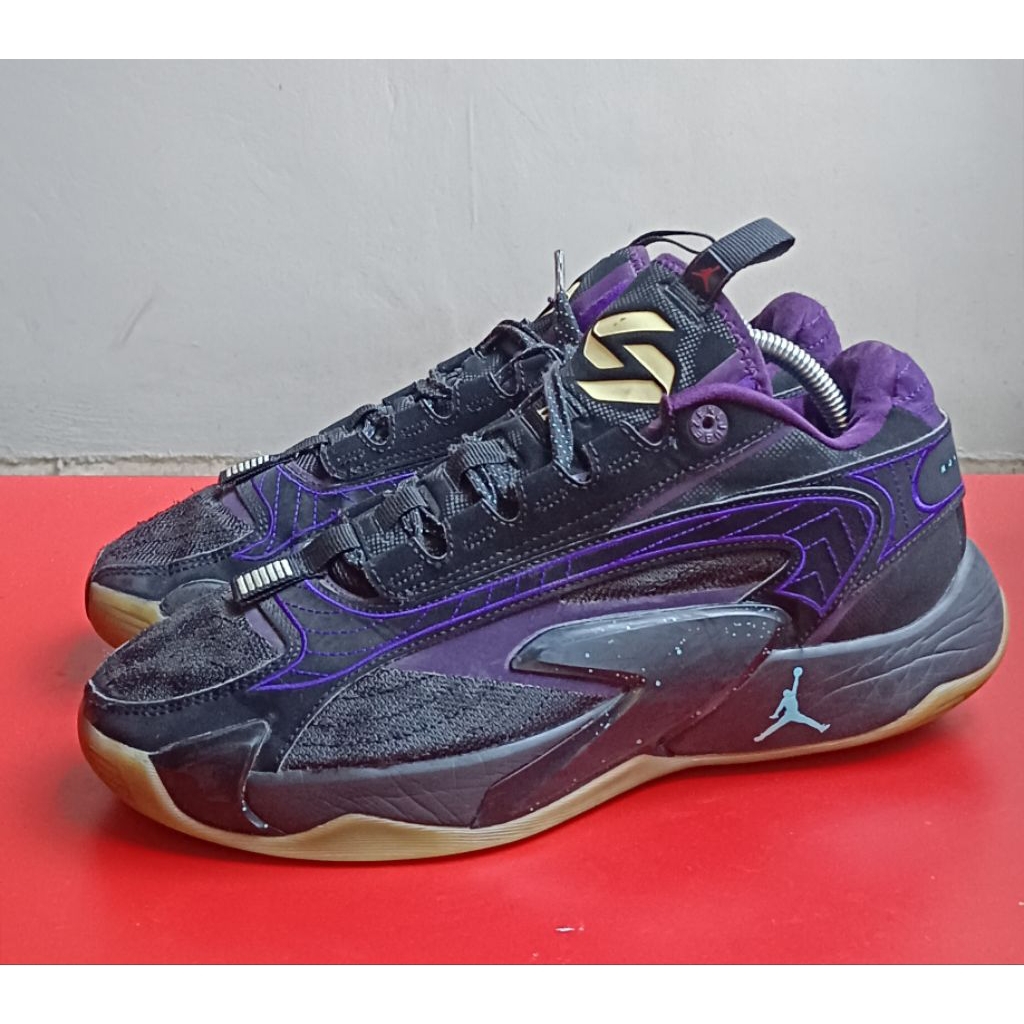 jordan luka 2 size 42