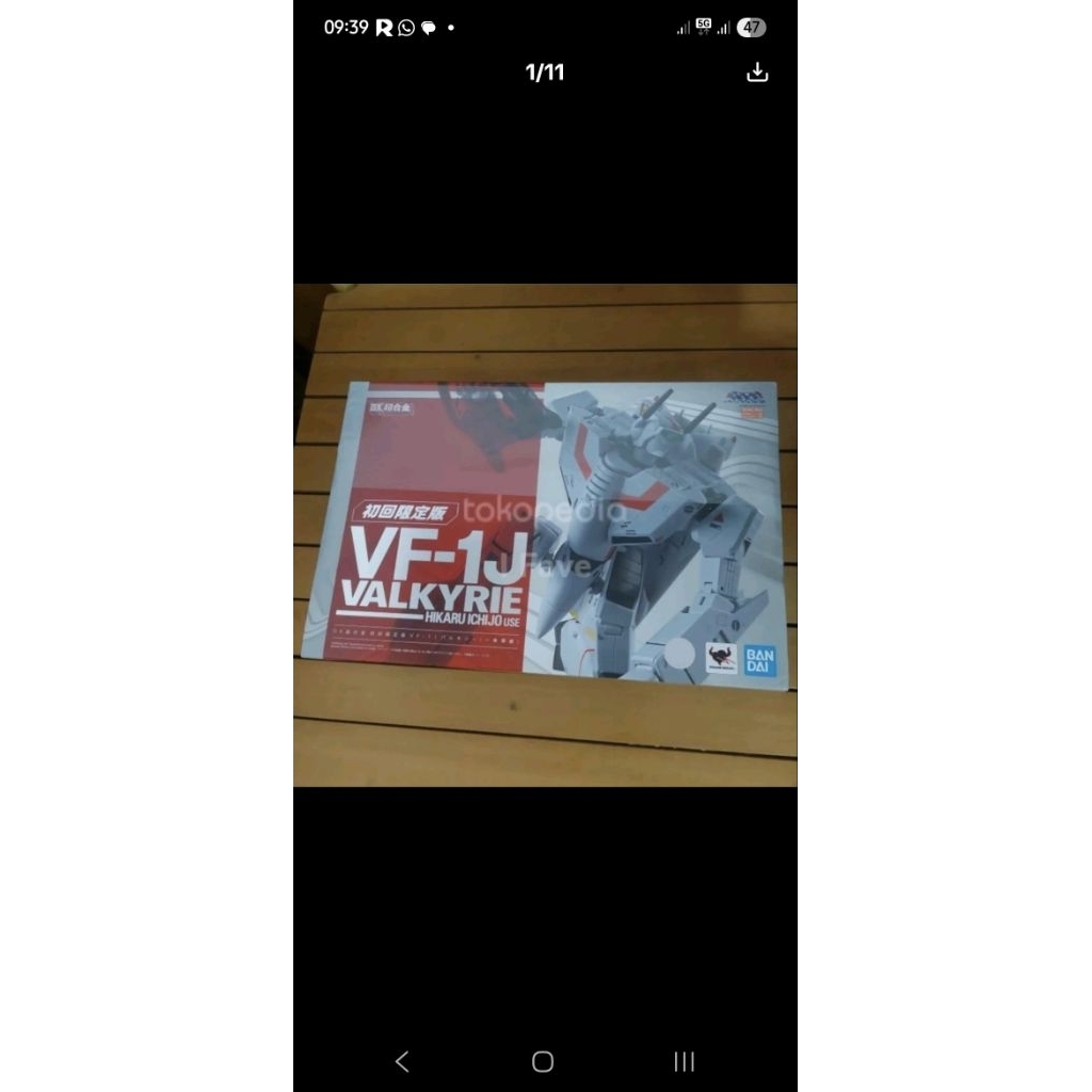 Bandai DX Chogokin VF-1J Valkyrie - Hikaru Ichijo Use - Macross