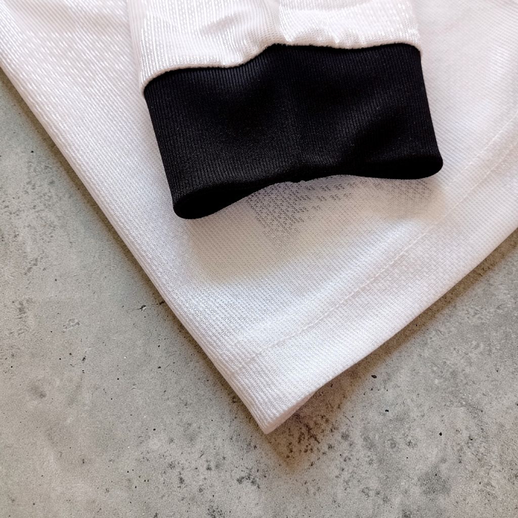 Manchester United Away 2022/23 Longsleeve Player Issue