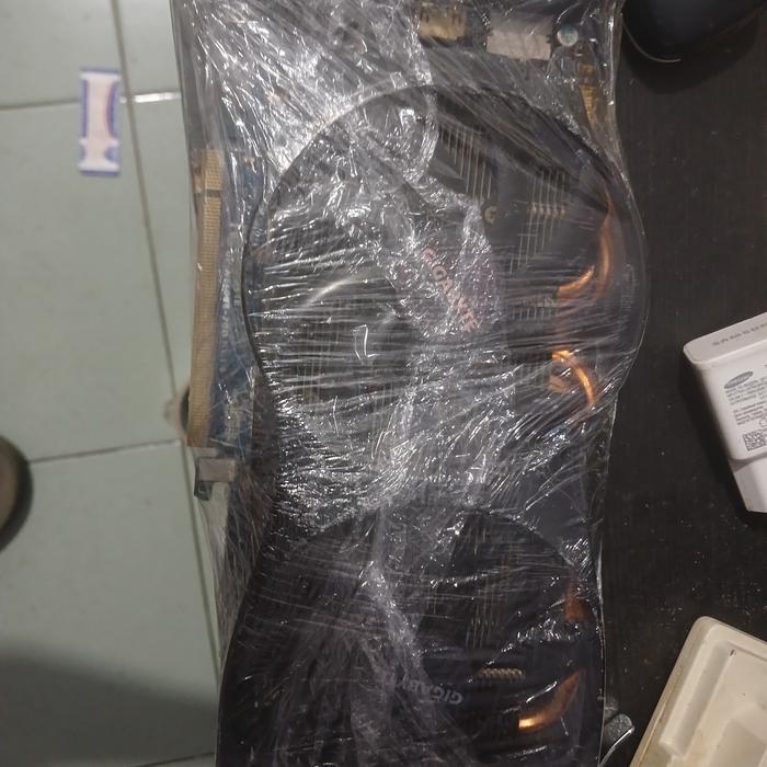 Gigabyte GTX 660 GV-N660OC-2GD 2GB 192-Bit PCIe 3.0 x16 HDMI 2 x DVI SLI GPU