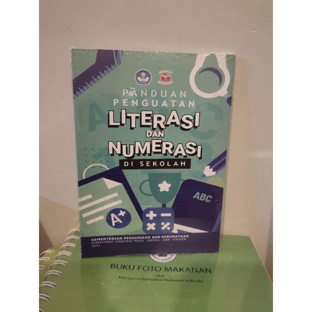 Panduan Penguatan Literasi Dan Numerasi Disekolah