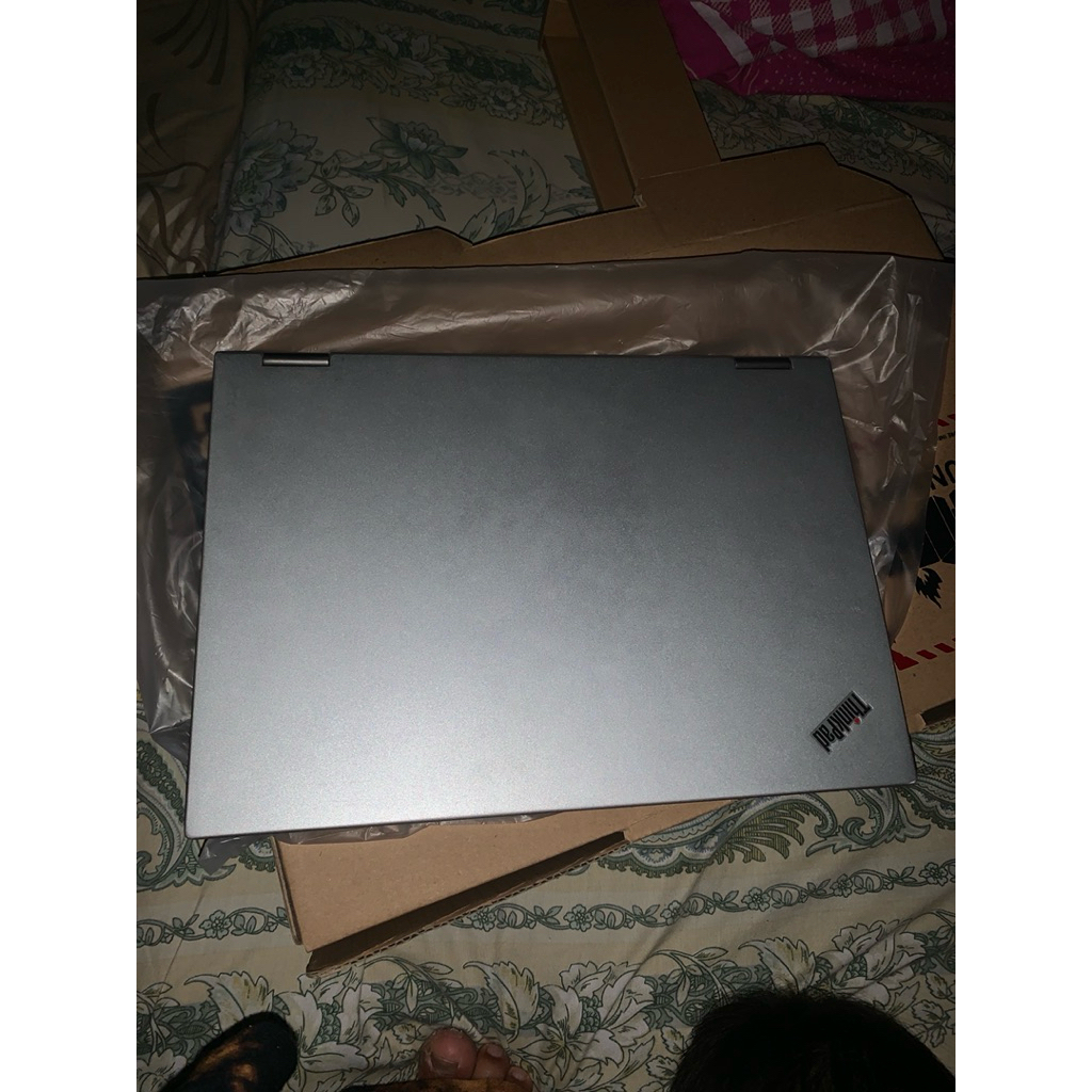 laptop lenovo yoga thinkpad tochsren