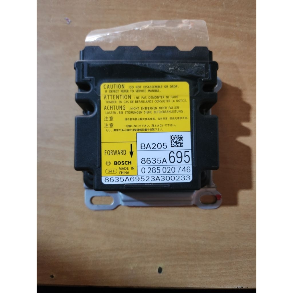 Modul Airbag / Ecu Airbag Mitsubishi Pajero 8635A659 Baru Original