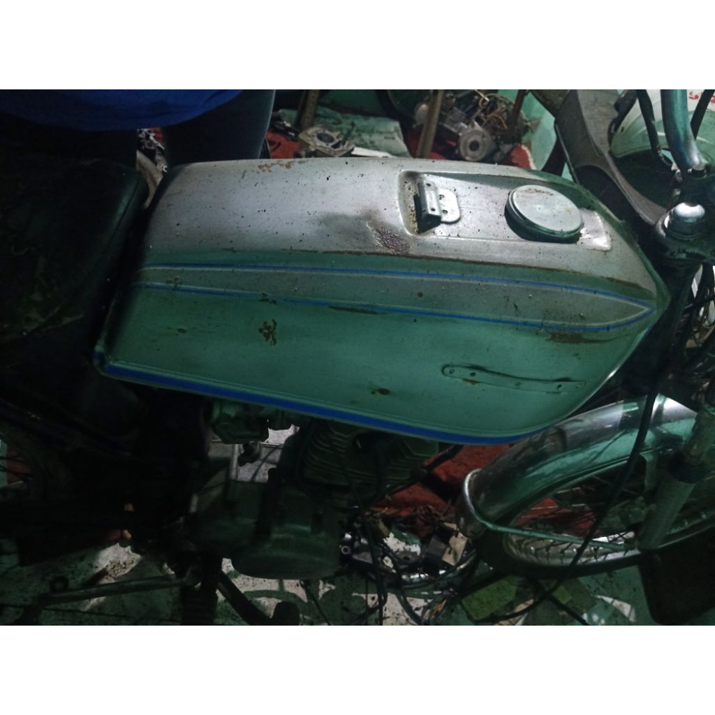 tangki ori gl 100 lantai sudah perbaikan full awet cat bladus