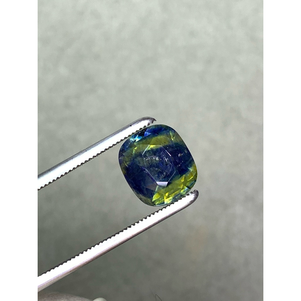Natural Fancy Sapphire