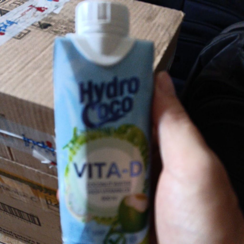 Hydro Coco 330ml / Hydrococo 330ml vit D 1 Dus 12 pcs air kelapa
