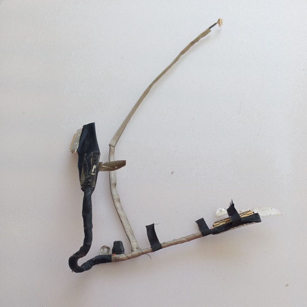 Kabel fleksibel LCD Laptop Acer Aspire One 722