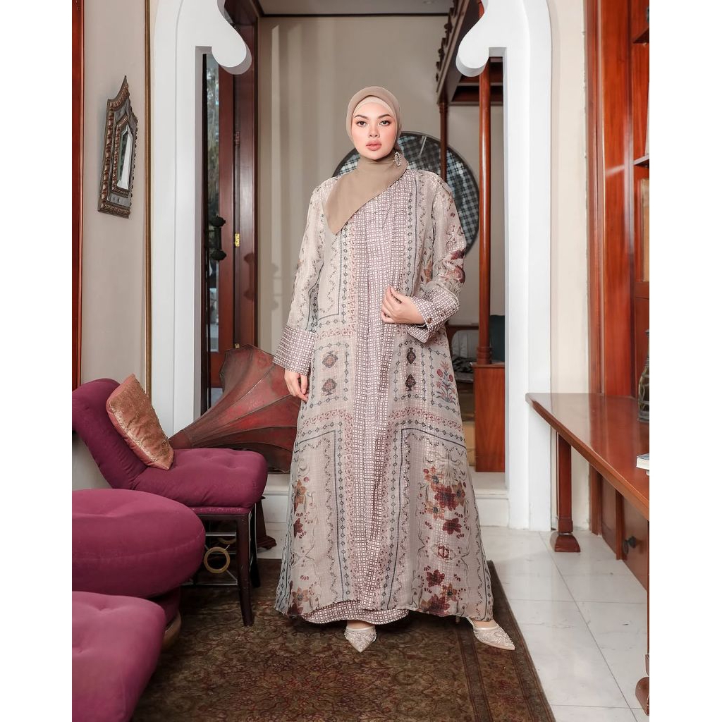 Shi by Shireen Sungkar NARA DRESS SIZE S