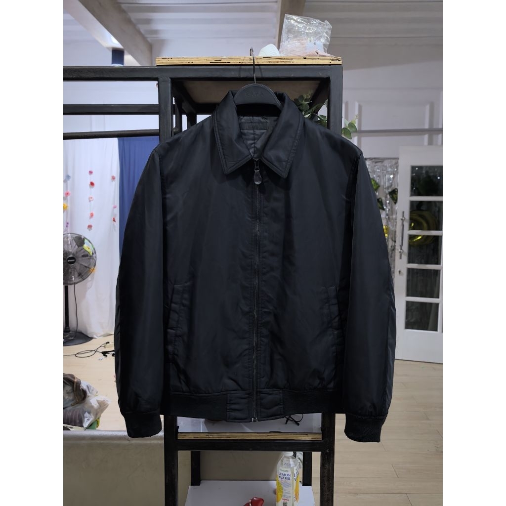 jaket uniqlo flight cwu