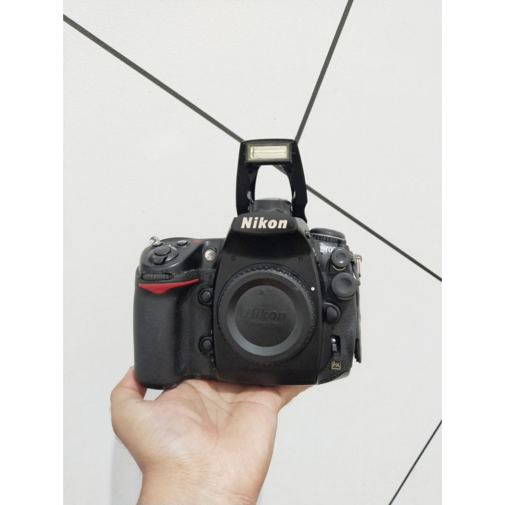 KAMERA NIKON D700 BODY ONLY MULUS SIAP PAKAI