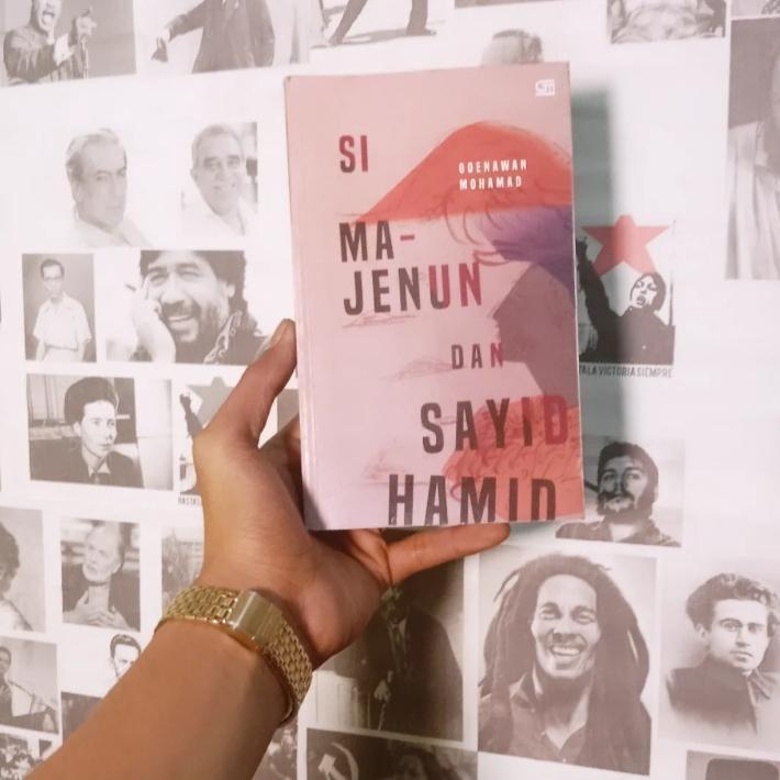 Sajak-sajak Lengkap 1961-2001 Goenawan Mohamad Catatan Pinggir | TOKOH + POKOK | Kata, Waktu | Tuhan