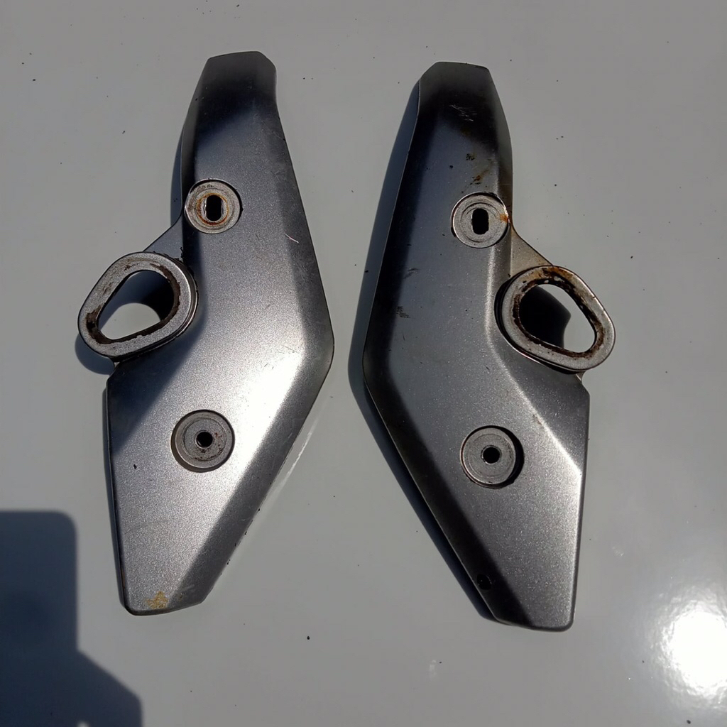 KUPINGAN LAMPU DEPAN YAMAHA BYSON