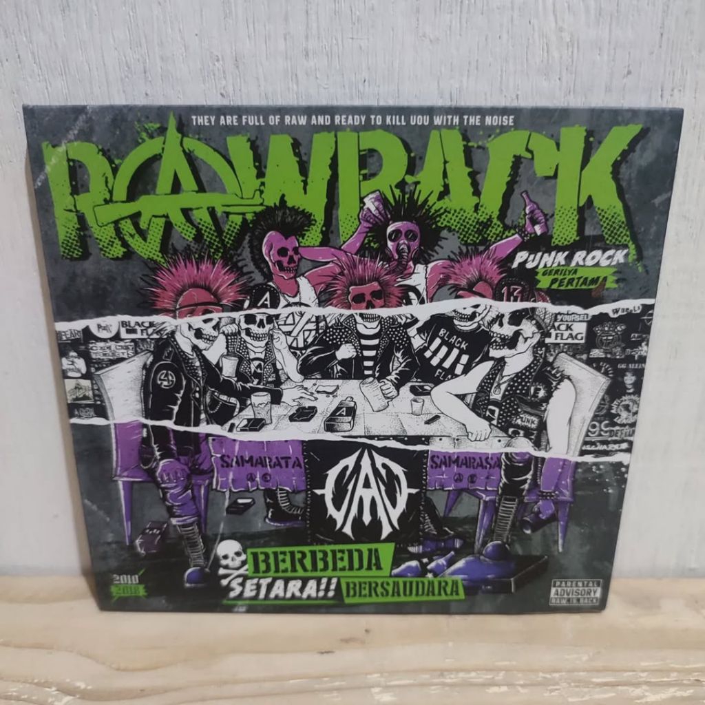 CD Punk RAWBACK - Berbeda Setara Bersaudara