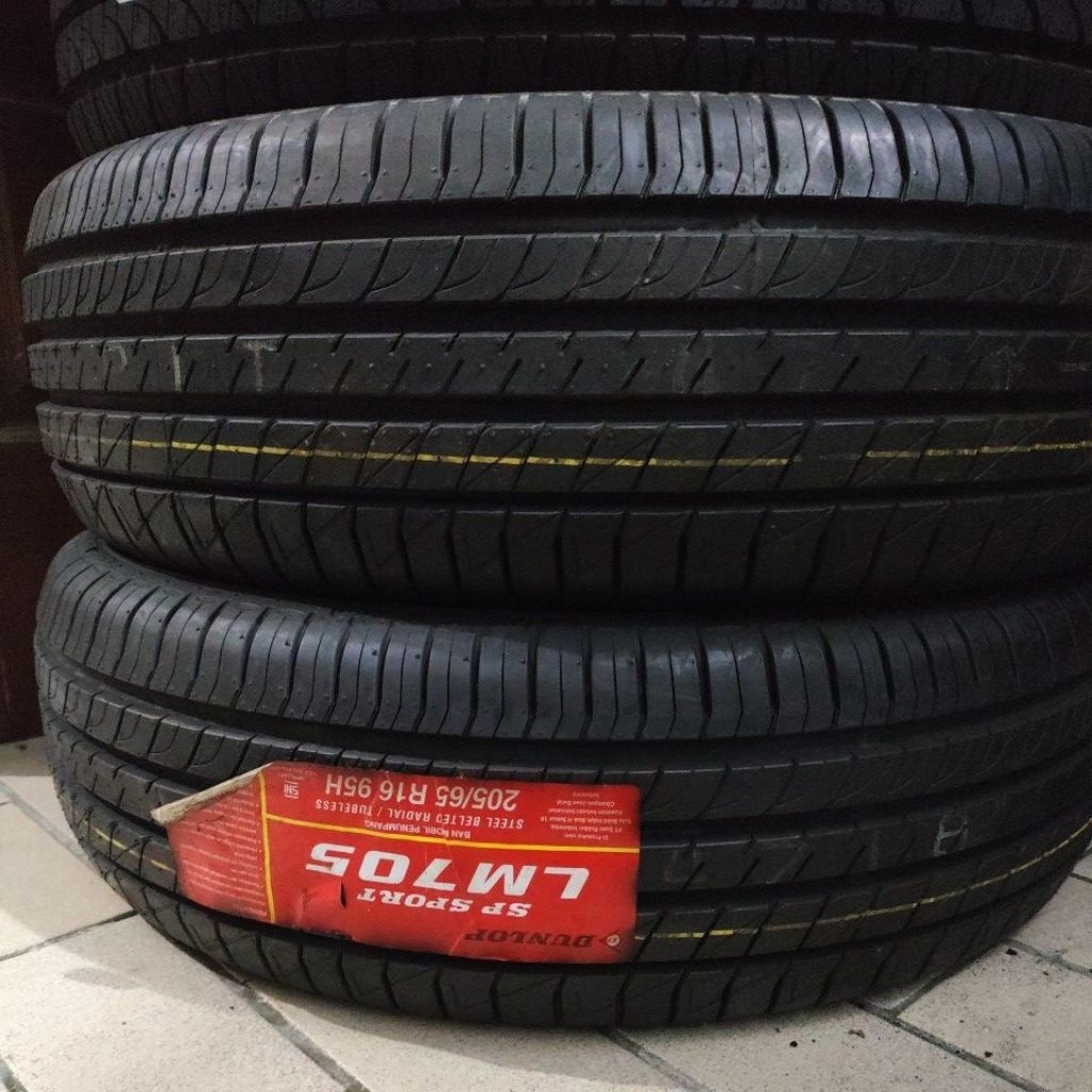 Dunlop Lm705 205 65 R16 Ban mobil innova Reborn