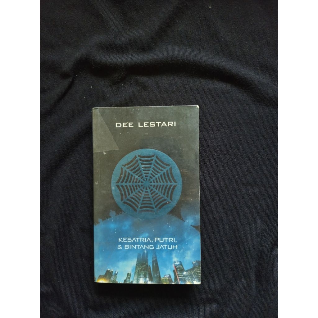 [PRE-LOVED] Buku Kesatria, Putri & Bintang Jatuh (Dee Lestari)