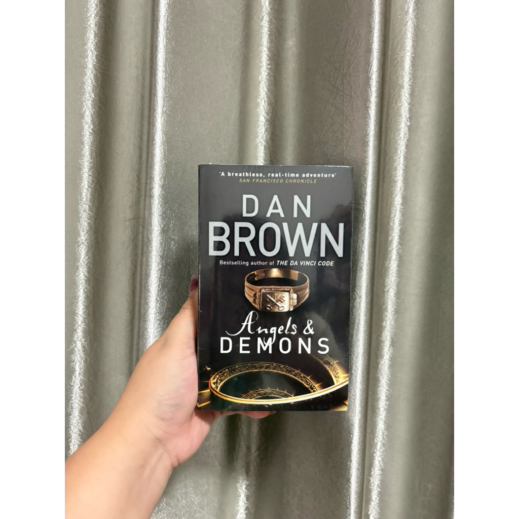 Angels & Demons - Dan Brown // 9780552171359