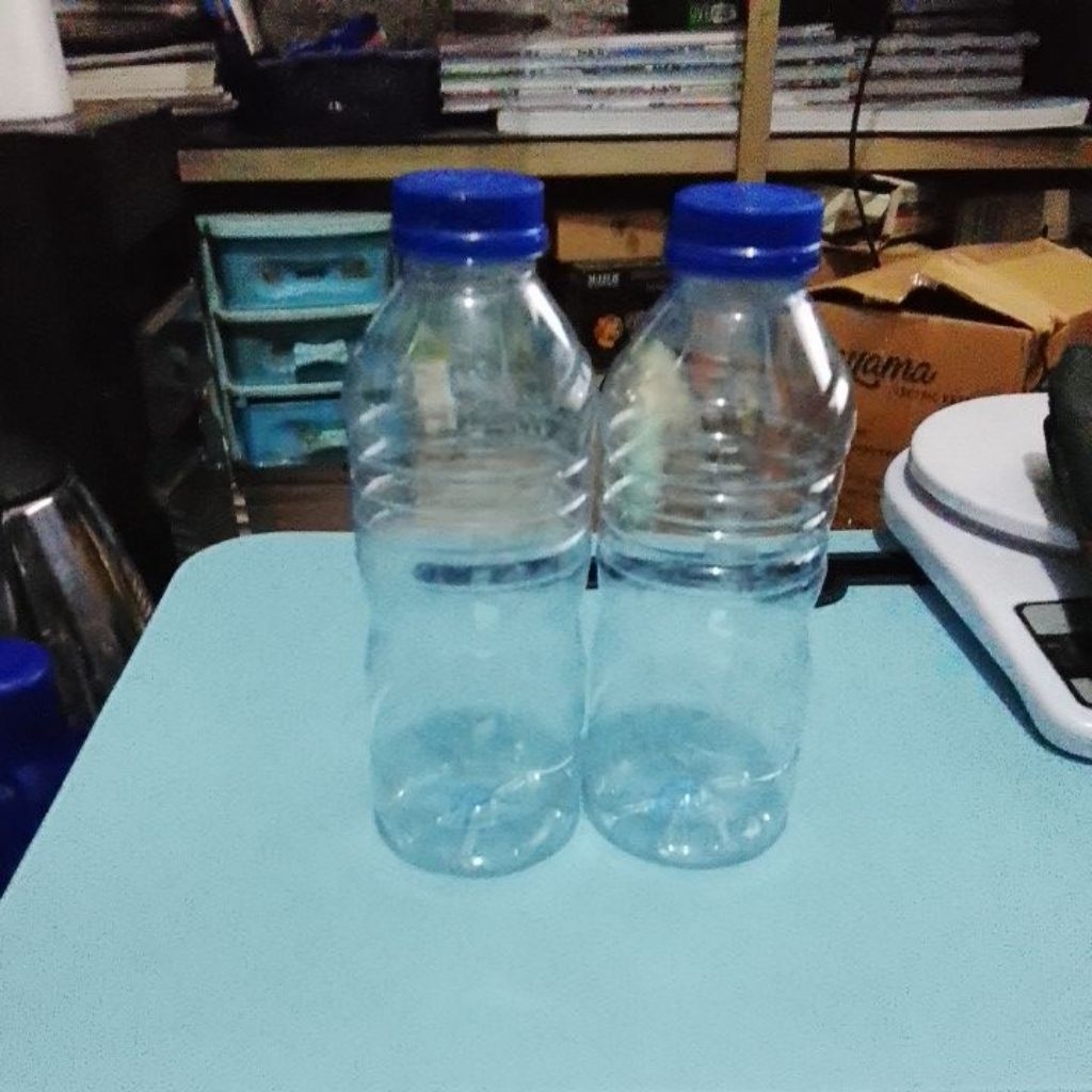 Botol Bekas Aqua 330 ml Bersih Tanpa Label