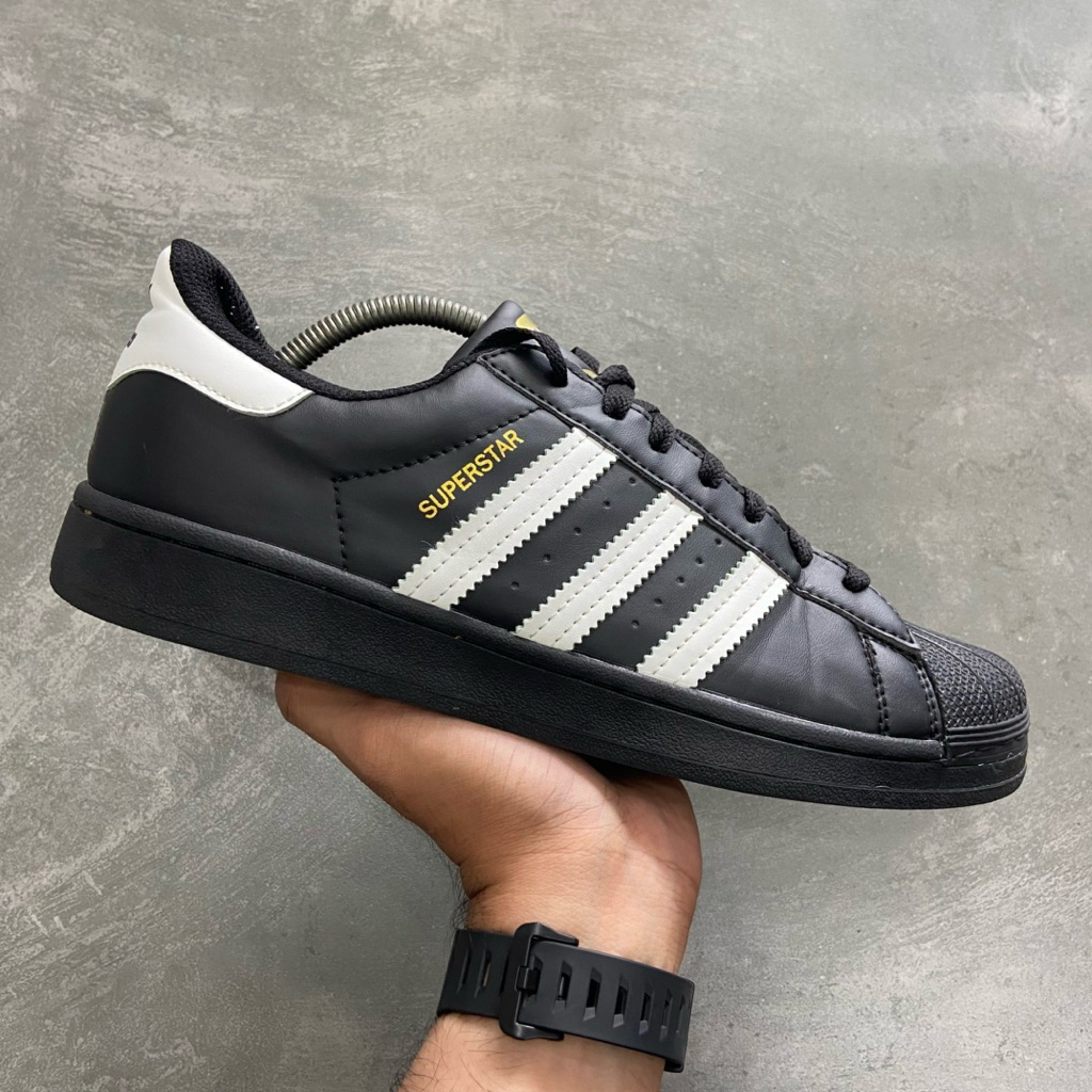 [Size 45] Adidas Superstar J Core Black White Leather Second Kondisi Mulus Nominus. Harga Barunya 3.
