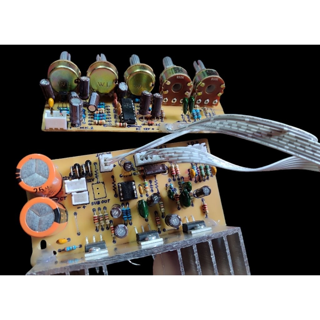 PROMO SALE Kit amplifier 2.1 subwoofer mic Karaoke. **