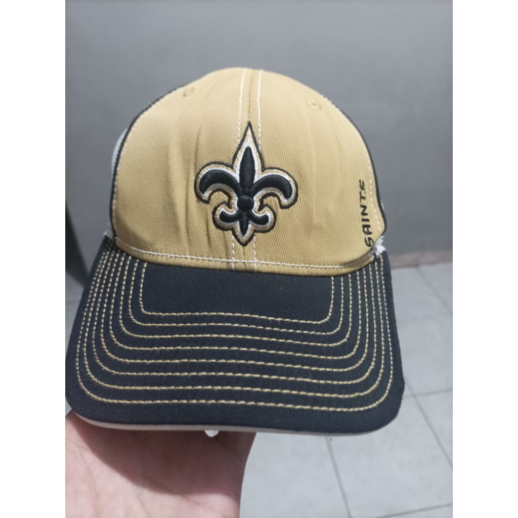 Topi NFL