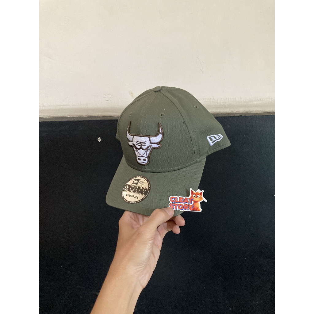 TOPI NEW ERA 940 SNAPBACK X NBA CHICAGO BULLS OLIVE ORIGINAL NO BOX [60588360]