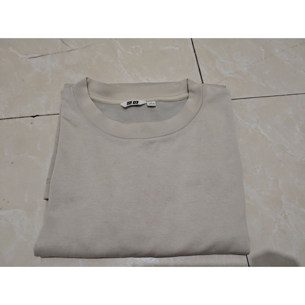 Kaos Uniqlo Airism Original Size XL Kaos Uniqlo Ori Kaos Uniqlo Murah