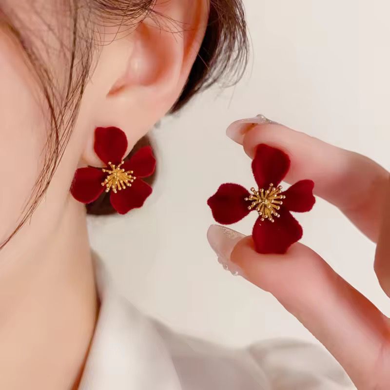Anting Bunga Merah Anting Tindik Perhiasan Wanita Anting Merah Maroon AT1211