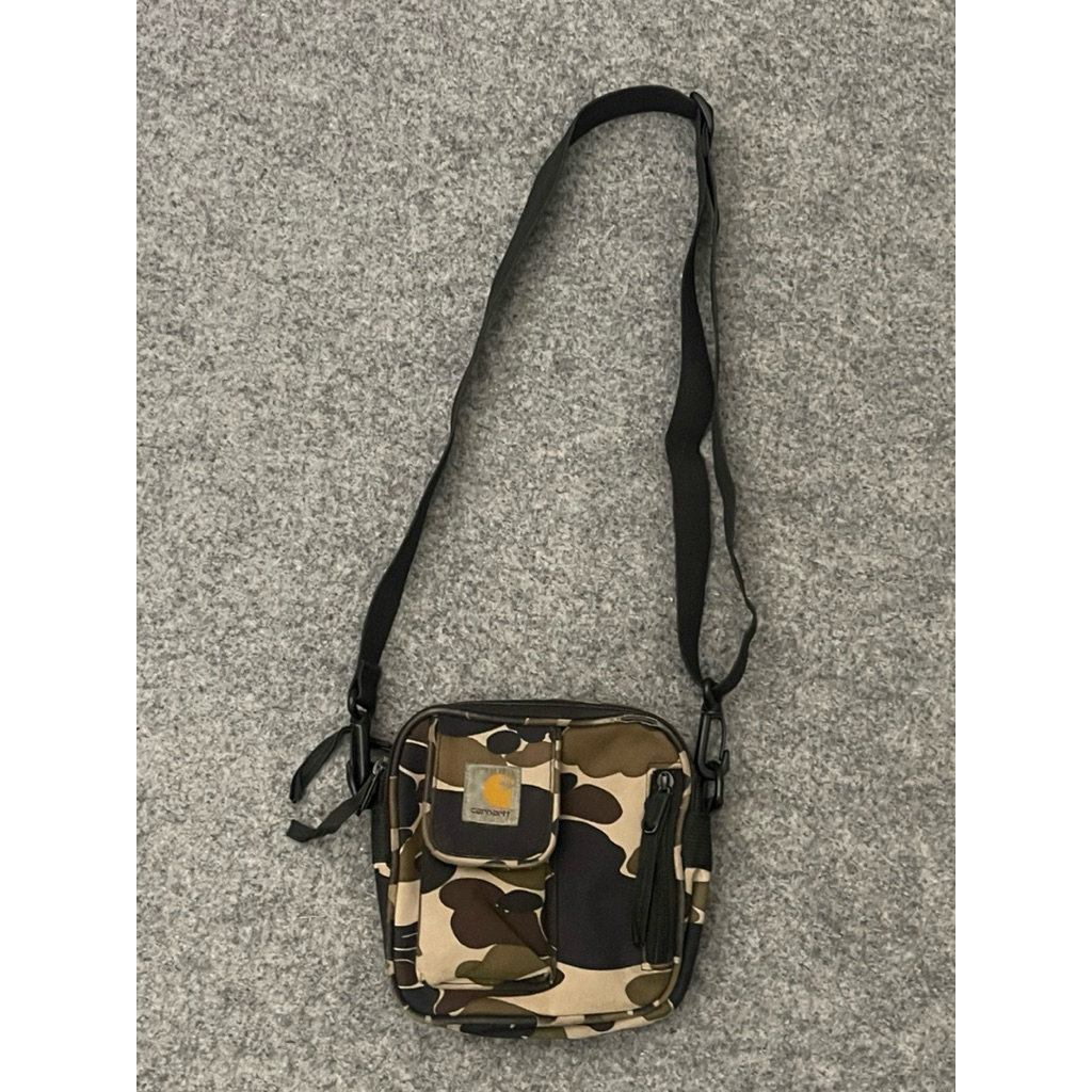 carhartt essential bag camo