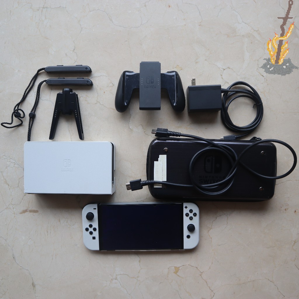 Nintendo Switch OLED Bekas Mulus NO BOX - Fullset + 128GB MicroSD + Chargeable Grip + Hard Case