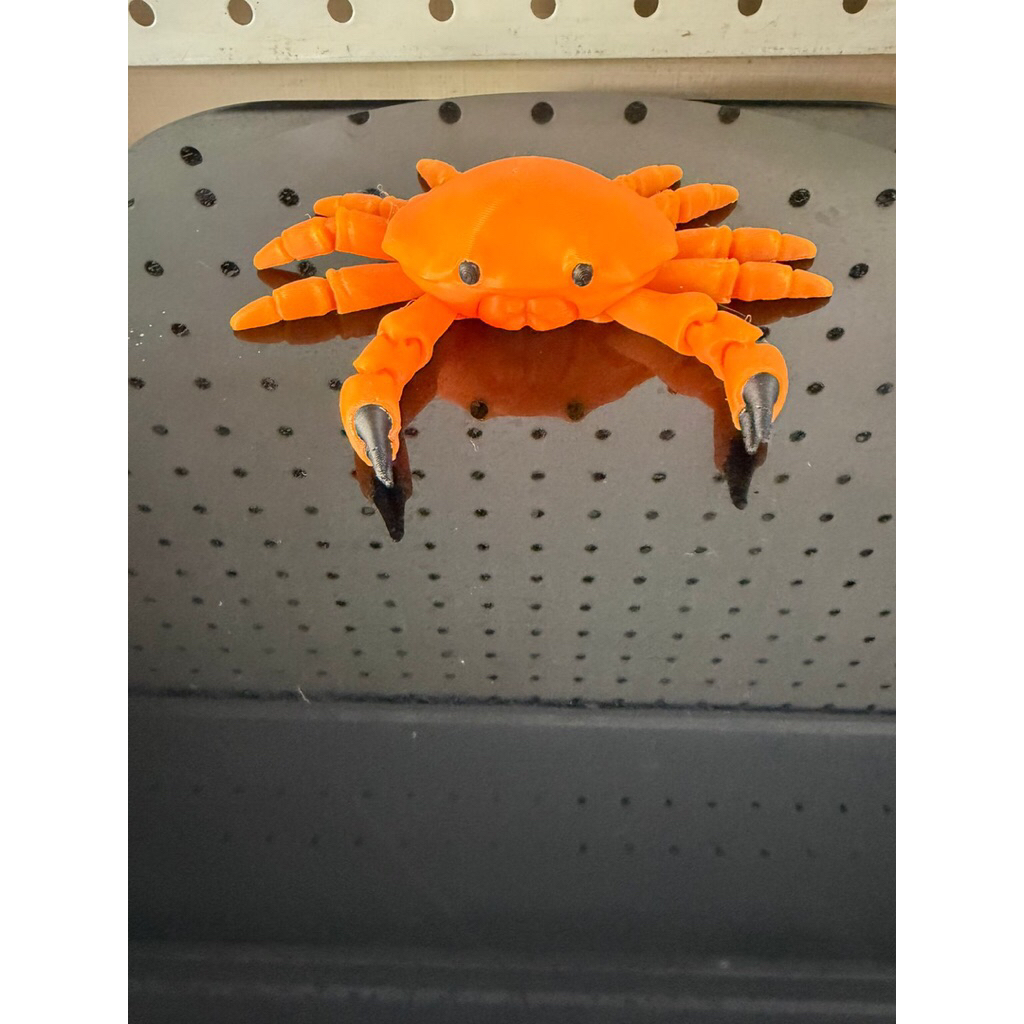 Mainan Figure Kepiting