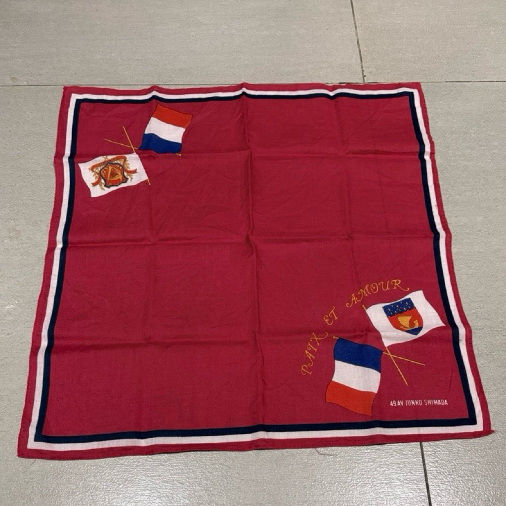 Saputangan Pria Warna Merah Motif Bendera Junko Shimada Made in Japan Very Soft Cotton Import