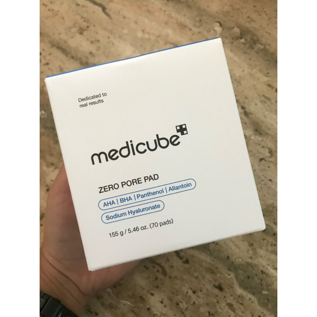 MEDICUBE ZERO PORE PAD