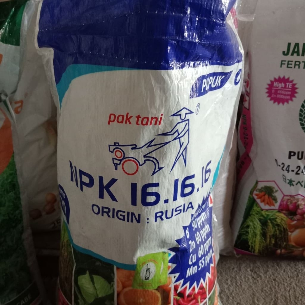 npk 16-16-16 pak tani biru kemasan 25kg