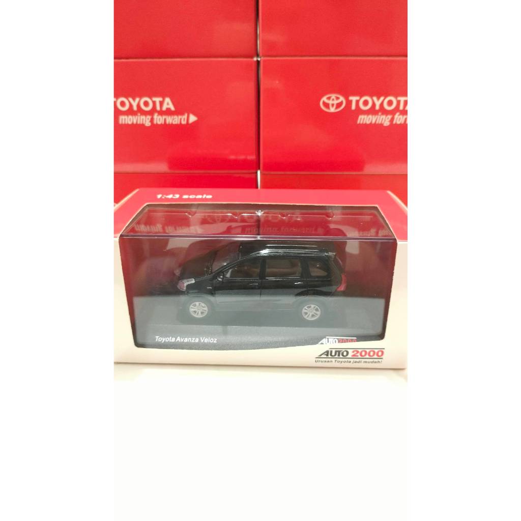 Diecast Toyota Avanza Veloz - Auto2000