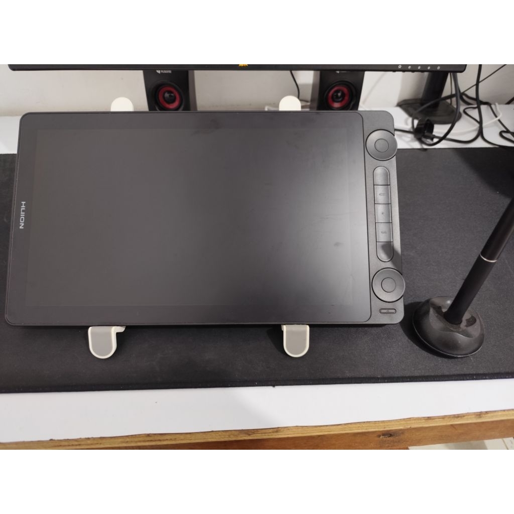 drawaing pen display huion kanvas 13 gen 3 second
