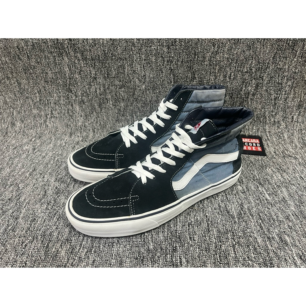 sepatu sneakers  sk8 high black blue