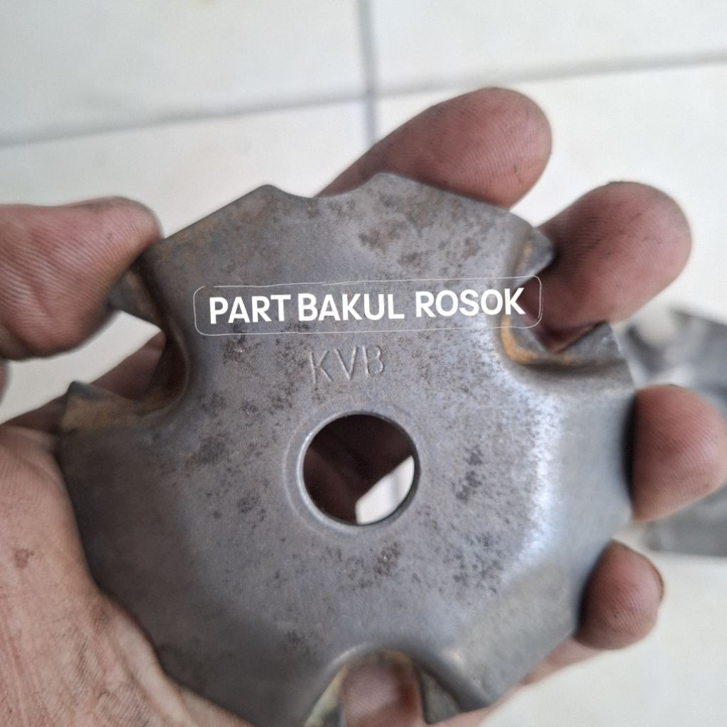 Plat Tutup Besi Cover Rumah Roler Roller Puli Puly Depan BeAT Fi Scoopy Fi Spacy Fi Vario 110 Fi Pla