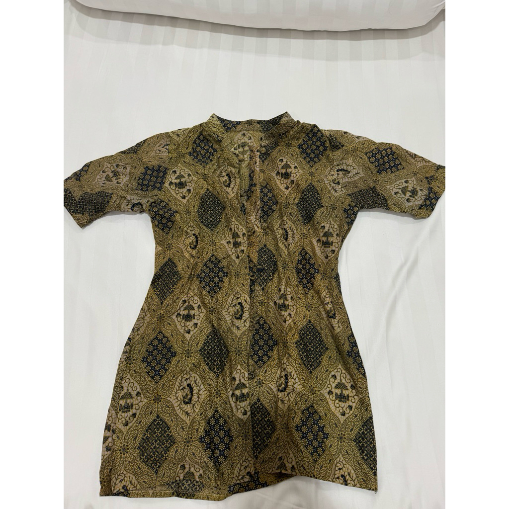 kemeja batik coklat muda