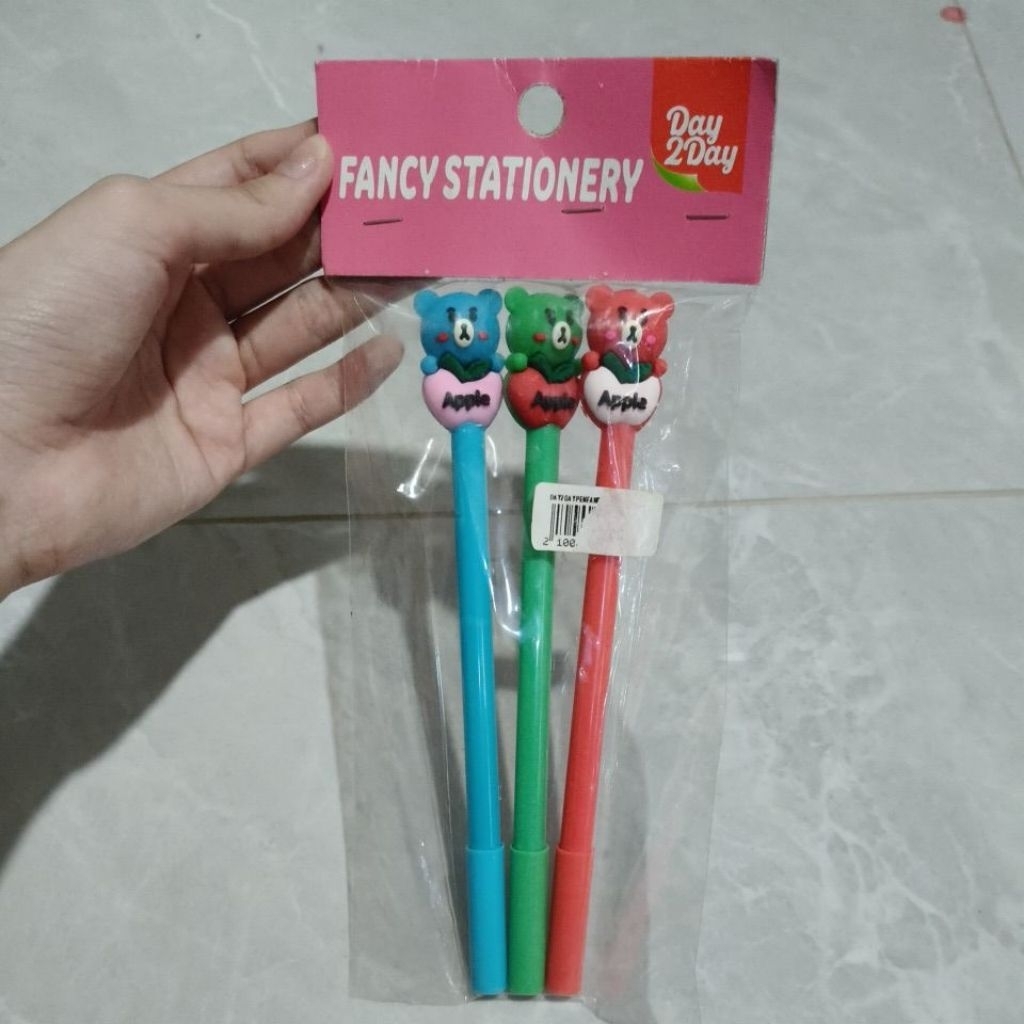 Pulpen Aesthetic Lucu – Pulpen Karakter Apple Bear 3 PCS